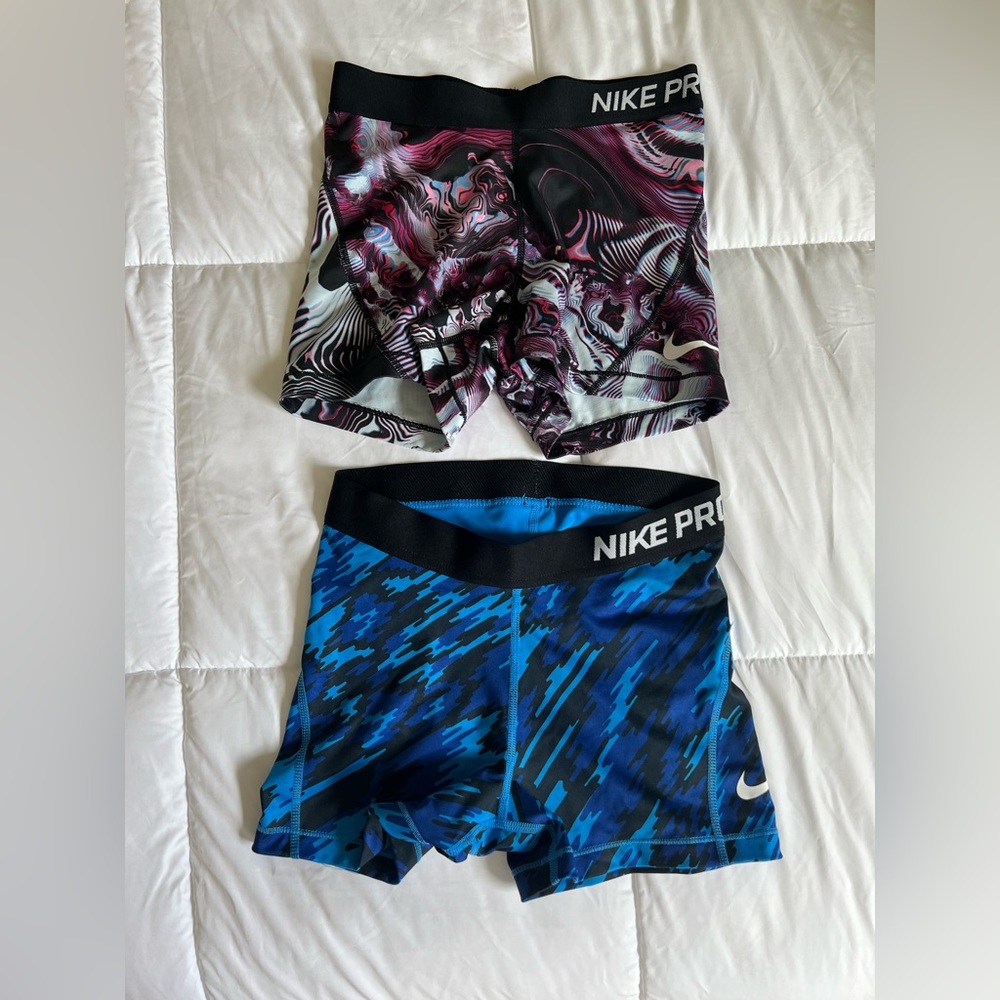 Small woman’s Nike dry fit compression shorts